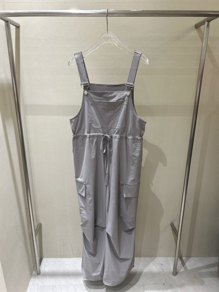 LATTE韓國㊣直郵東大門代購女裝新品熱賣25春夏背帶褲工裝褲LATTE-P背帶褲圖色1