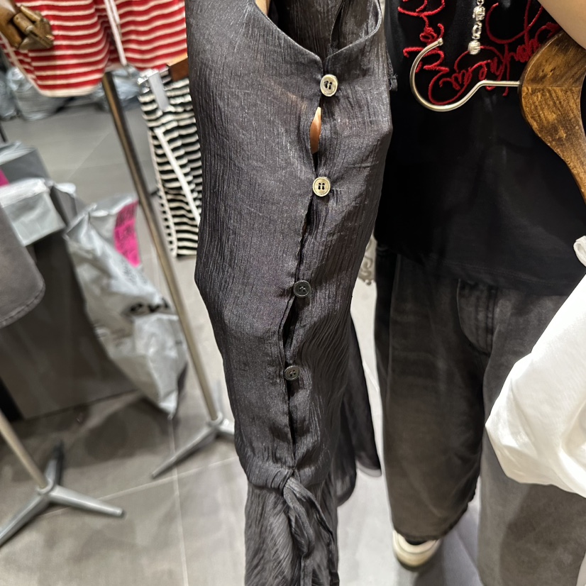 LADYBLACK韓國直郵㊣東大門實拍女裝新品休閑推薦熱賣吊帶背心LADYBLACK吊帶/背心