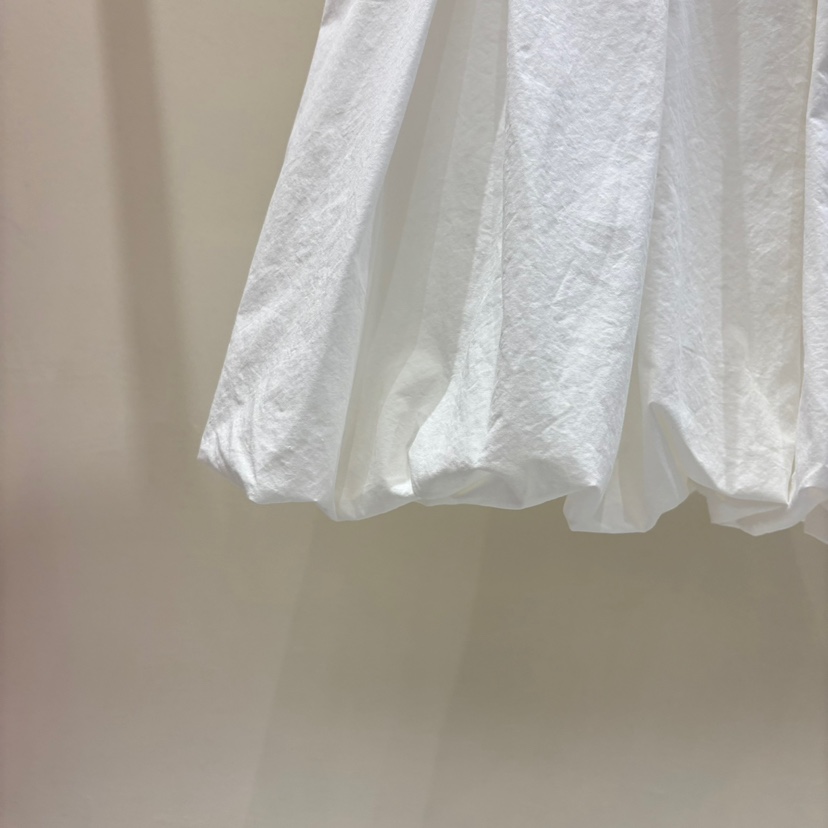 MABE韓國直郵㊣東大門實拍女裝新款時尚人氣推薦熱賣連衣裙MABE連衣裙