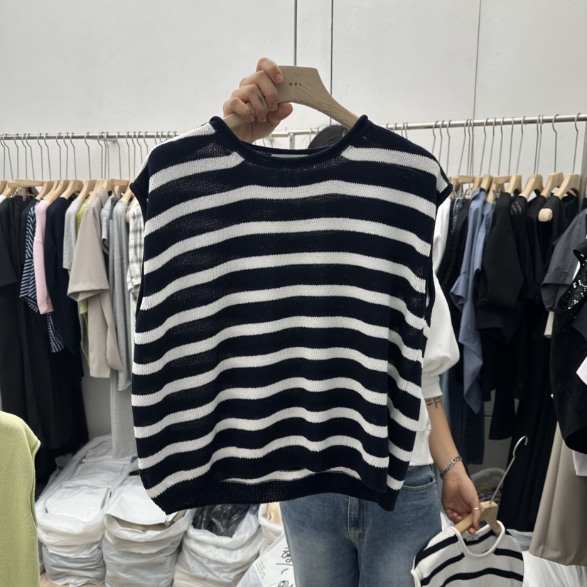 MOI-A韓國直郵㊣女裝新品時尚推薦熱賣休閑25春夏吊帶背心MOI-A吊帶/背心圖色3