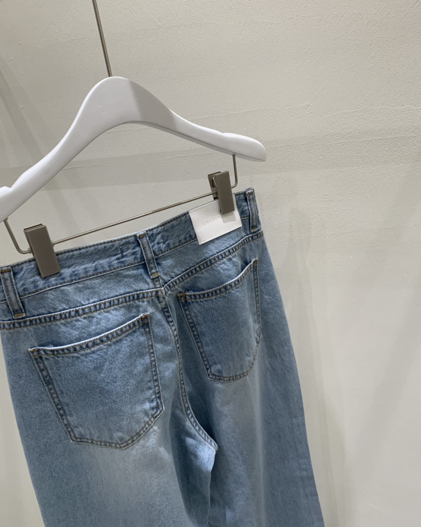 LOVE MOMENT韓國直郵㊣東大門實拍女裝新品25春夏推薦牛仔褲LOVE MOMENT牛仔褲
