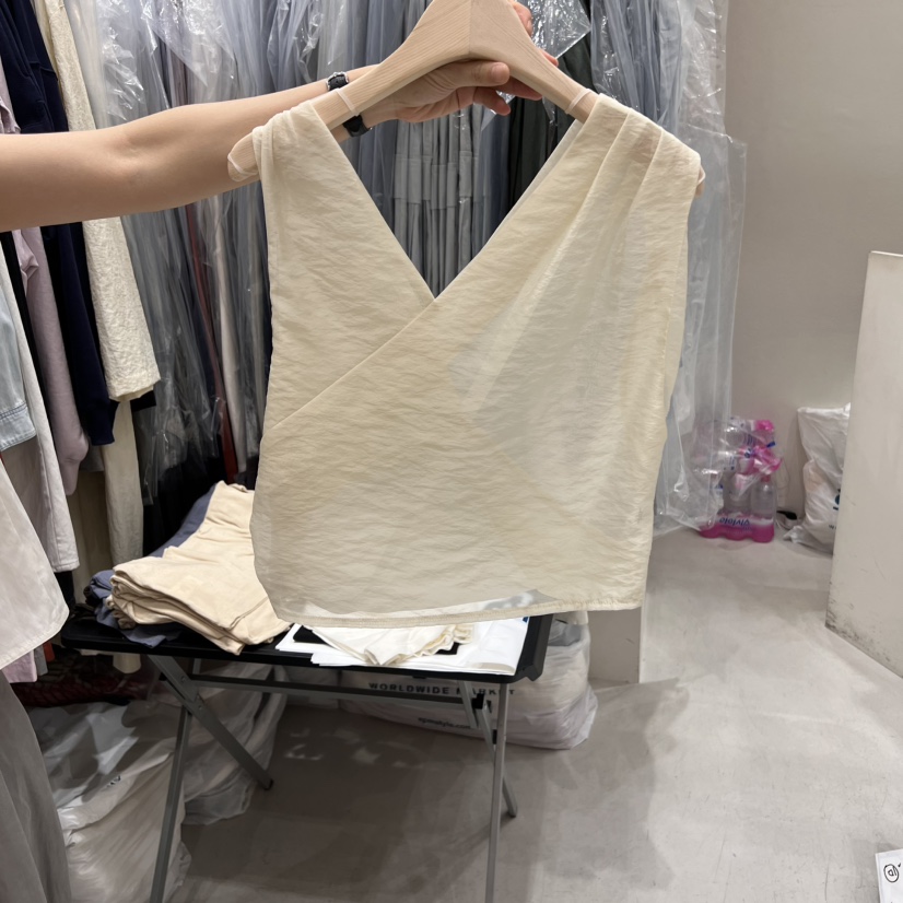 FRE韓國㊣直郵東大門代購女裝新品人氣休閑時尚25春夏吊帶背心FRE吊帶/背心
