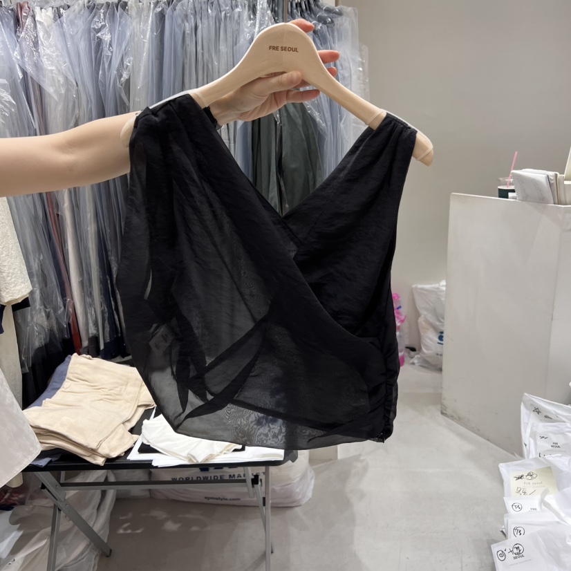 FRE韓國㊣直郵東大門代購女裝新品人氣休閑時尚25春夏吊帶背心FRE吊帶/背心圖色2