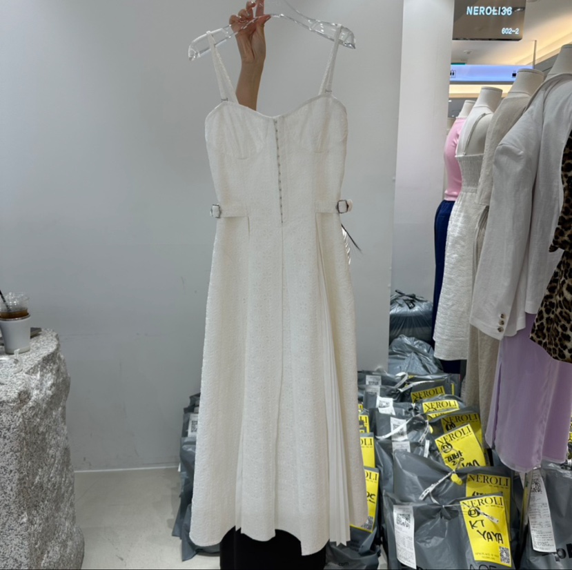 NEROLI 36直郵韓國代購㊣女裝新款熱賣推薦25春夏連衣裙蕾絲NEROLI 36連衣裙圖色1
