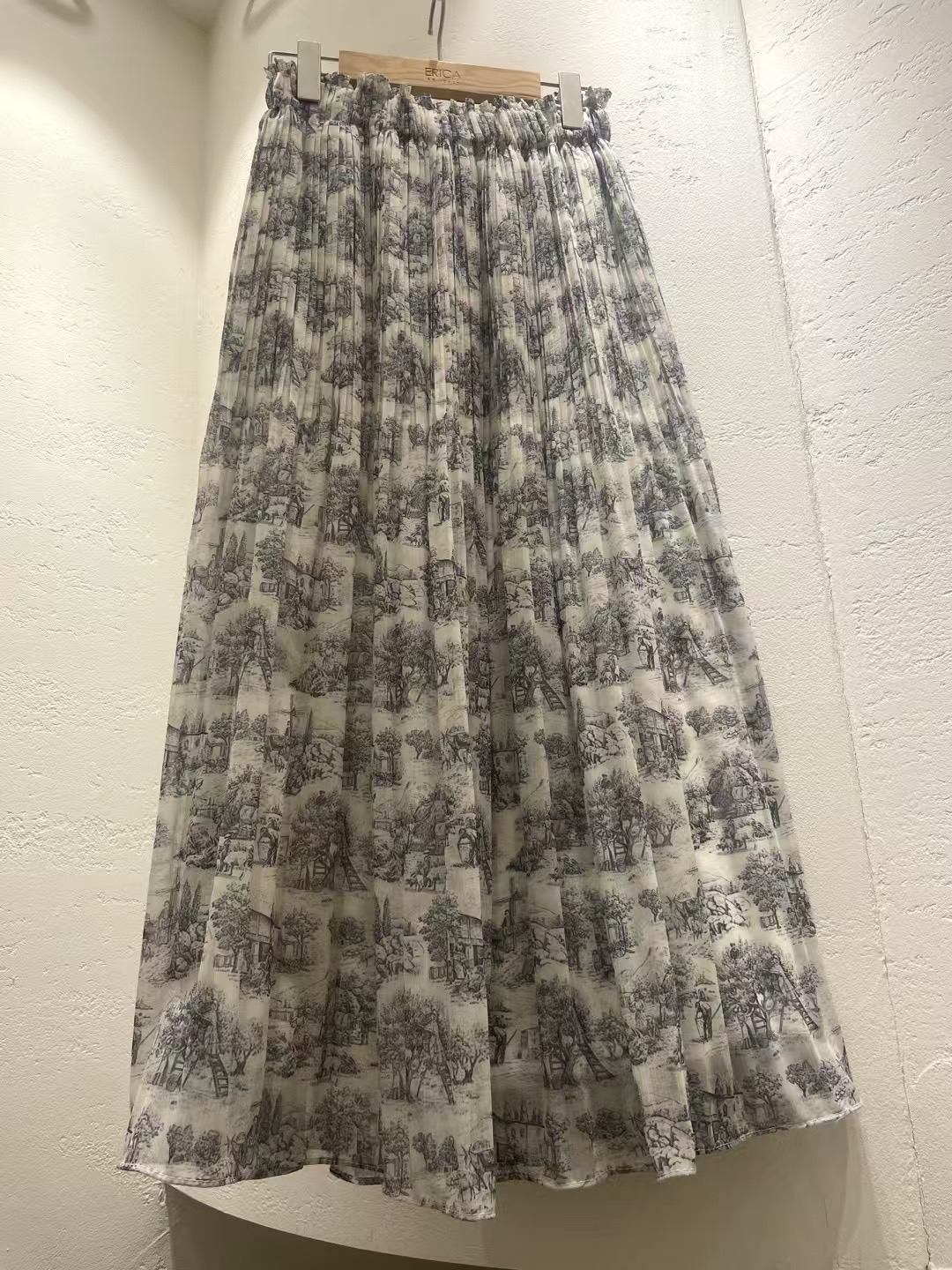 ERICA韓國直郵㊣東大門實拍女裝新品熱賣推薦人氣時尚休閑長裙ERICA長裙