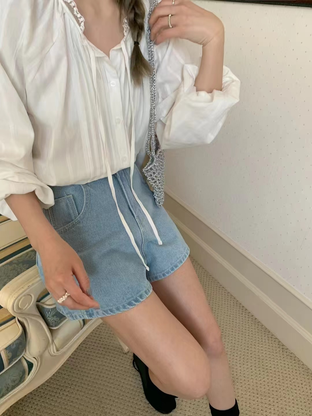 MELLOUNGE-멜라운지-T韓國㊣直郵東大門代購女裝新品人氣襯衫蕾絲衫MELLOUNGE-T襯衫/蕾絲衫
