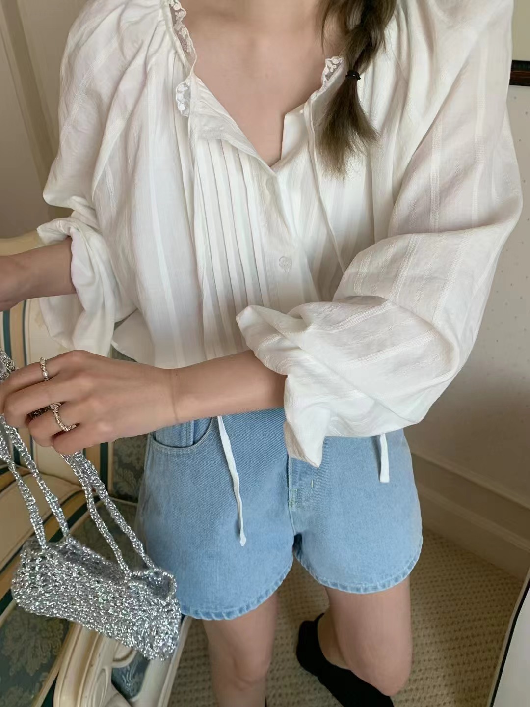 MELLOUNGE-멜라운지-T韓國㊣直郵東大門代購女裝新品人氣襯衫蕾絲衫MELLOUNGE-T襯衫/蕾絲衫