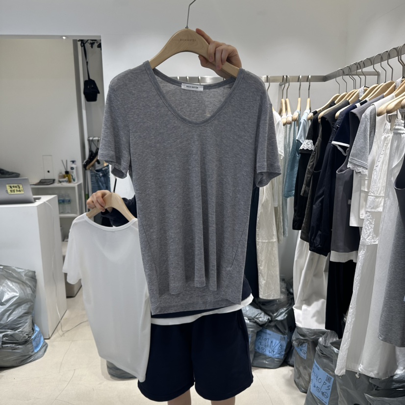RICH SISTER直郵韓國代購㊣女裝新品時尚推薦25春夏熱賣T恤RICH SISTERT恤圖色2