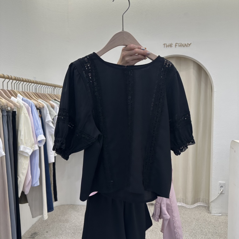 THE FUNNY韓國㊣直郵東大門代購女裝新品人氣休閑襯衫蕾絲衫THE FUNNY襯衫/蕾絲衫圖色3