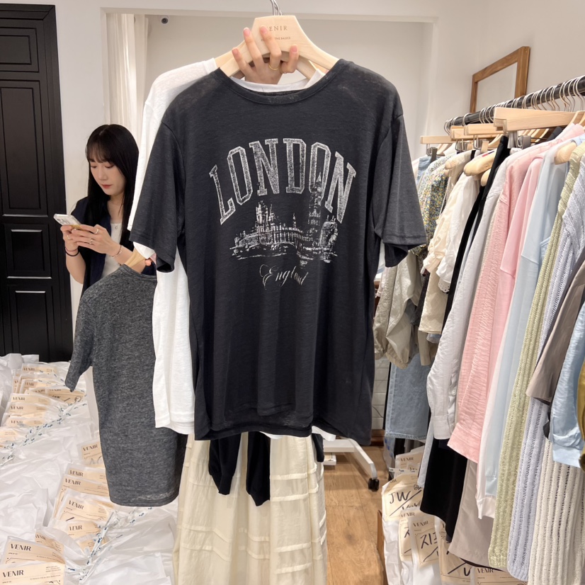 VENIR-a韓國直郵㊣東大門實拍女裝新款休閑時尚人氣熱賣T恤VENIR-aT恤圖色2