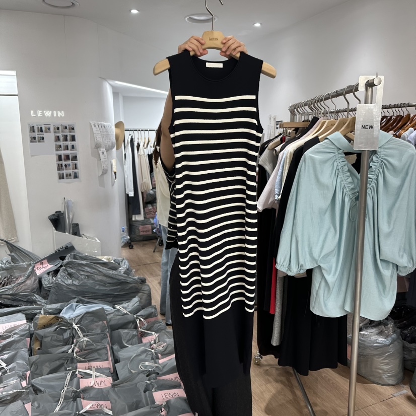 LEWIN韓國直郵㊣女裝新品熱賣休閑25春夏推薦人氣時尚連衣裙LEWIN連衣裙圖色1