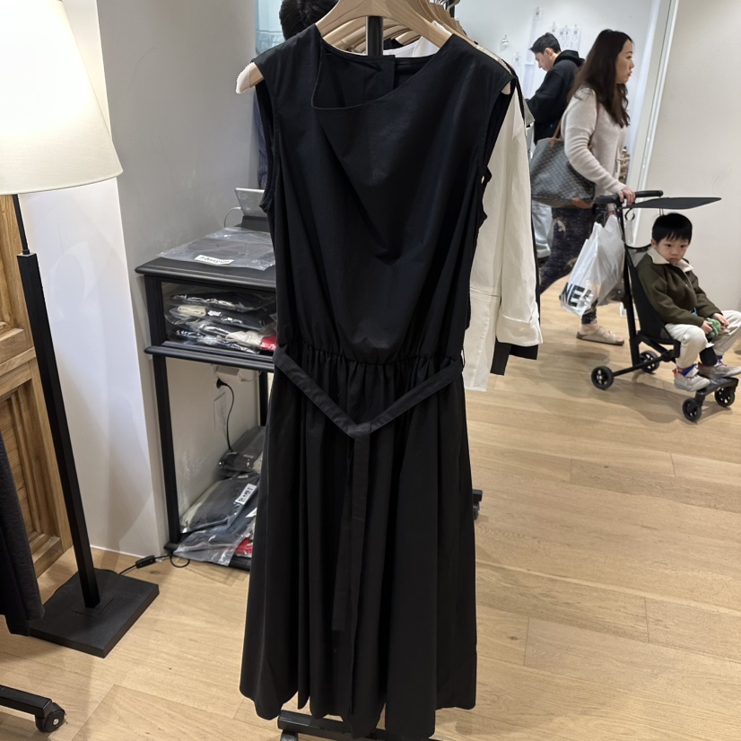 FEBRUARY 11直郵韓國代購㊣女裝新款時尚推薦連衣裙含腰帶FEBRUARY11連衣裙圖色2