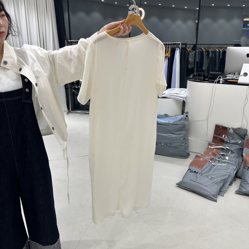 TREND SELLER/G韓國直郵㊣東大門實拍女裝新款人氣連衣裙G/TREND SELLER連衣裙