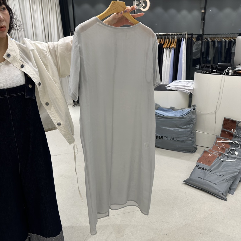 TREND SELLER/G韓國直郵㊣東大門實拍女裝新款人氣連衣裙G/TREND SELLER連衣裙圖色2