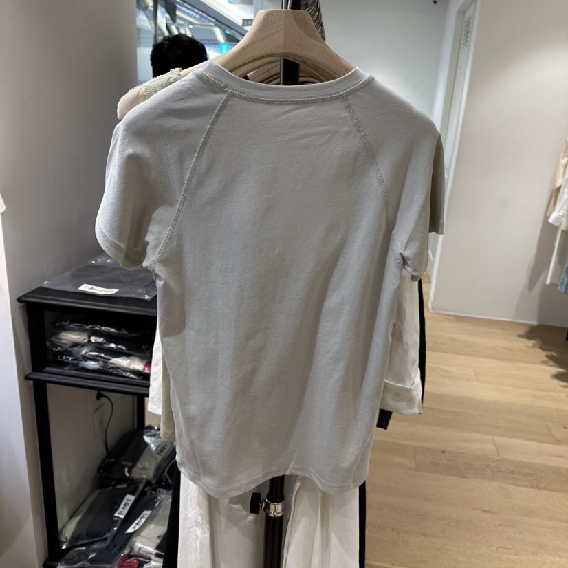 FEBRUARY 11韓國直郵㊣女裝新品25春夏時尚人氣休閑熱賣T恤FEBRUARY11T恤