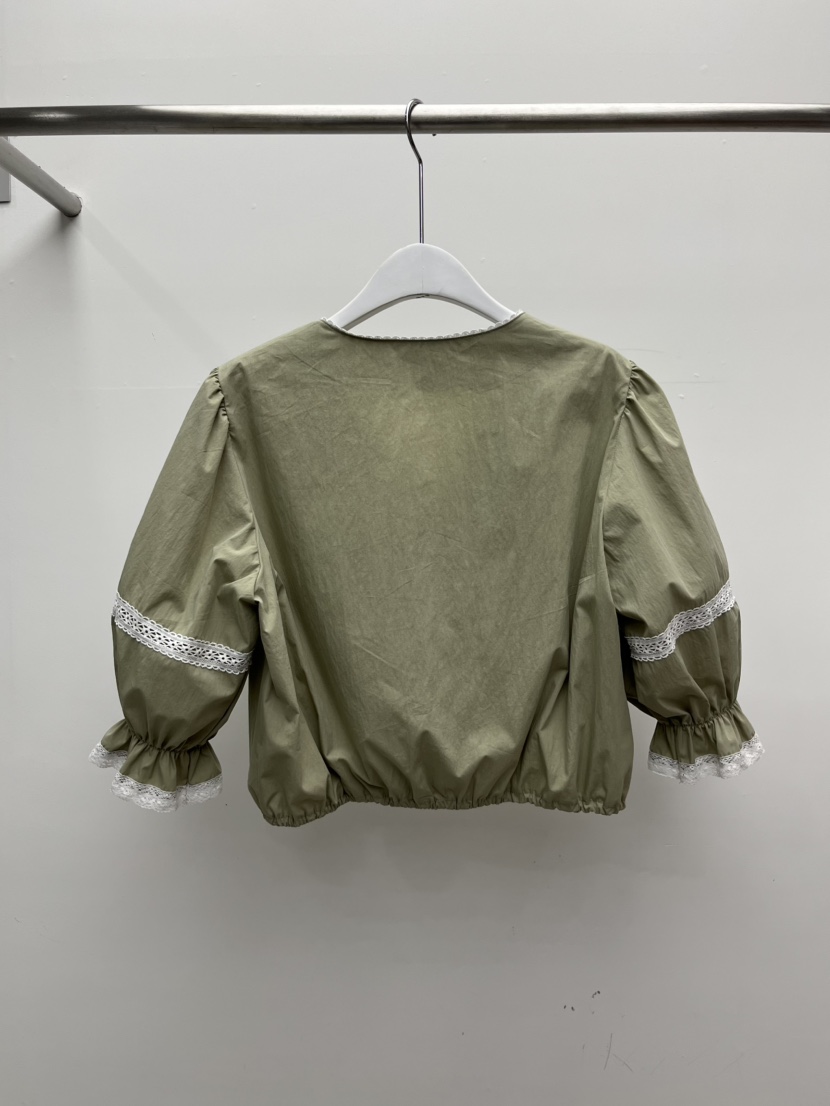 BEAMING SEOUL直郵韓國代購㊣女裝新品人氣熱賣襯衫蕾絲衫BEAMING SEOUL襯衫/蕾絲衫