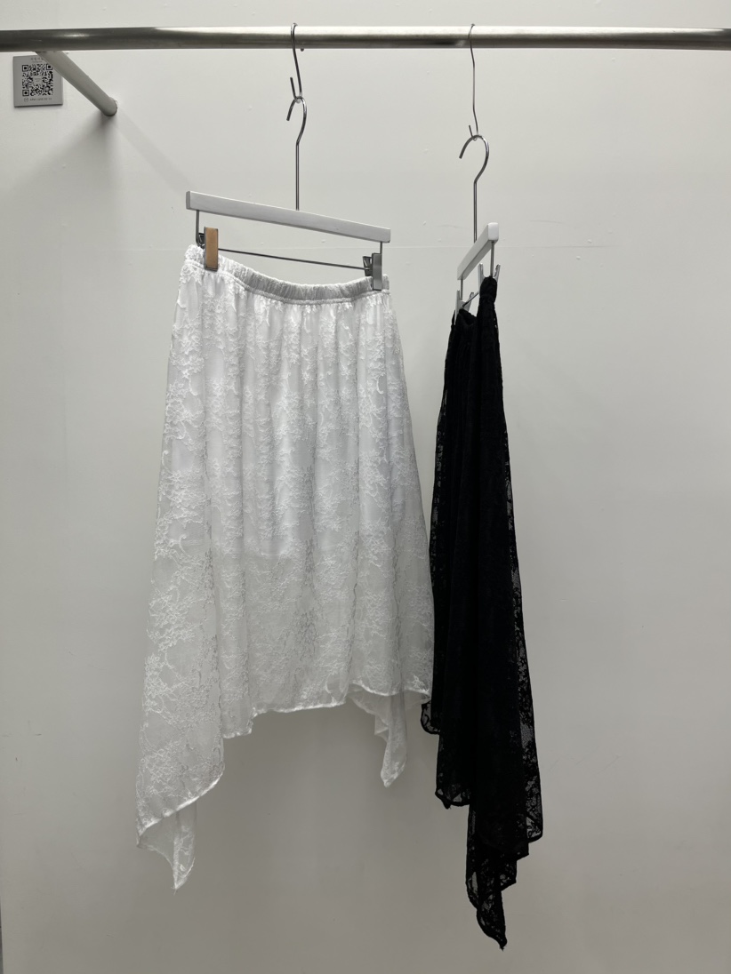 BEAMING SEOUL直郵韓國代購㊣女裝新款人氣半身裙中短裙蕾絲BEAMING SEOUL半身裙/中短裙