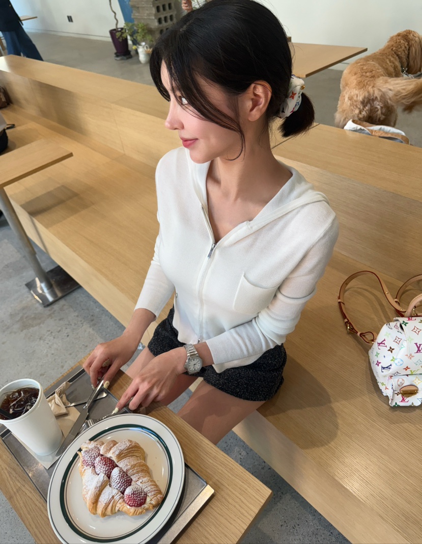 ON:UP韓國直郵㊣女裝新品推薦熱賣時尚休閑針織衫拉鏈修身連帽ON:UP針織衫