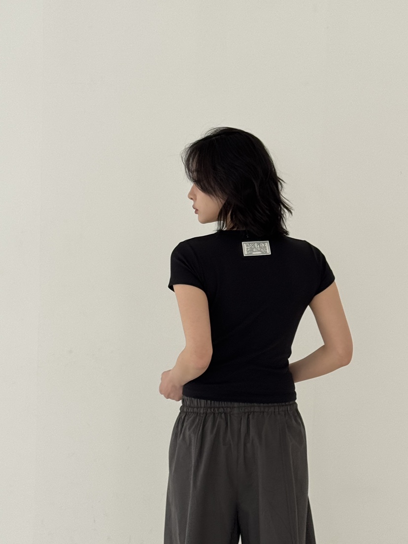 KARE/WEREPIECE韓國直郵㊣東大門實拍女裝新品熱賣人氣T恤KARE/WEREPIECET恤