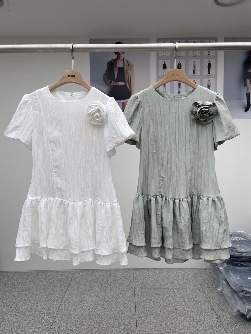 MADE-P韓國直郵㊣女裝新品休閑25春夏推薦人氣熱賣時尚連衣裙MADE-P連衣裙