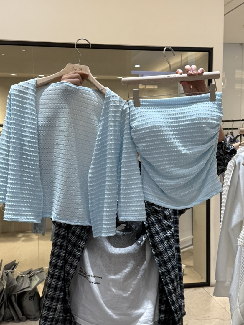ON:UP韓國直郵㊣東大門實拍女裝新款推薦休閑熱賣時尚套裝開衫ON:UP套裝圖色4