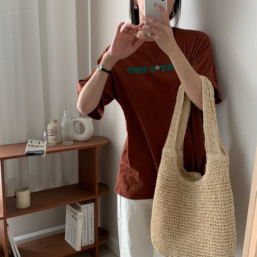 HELLO JINI韓國㊣直郵東大門代購女裝新款時尚人氣熱賣T恤HELLO JINIT恤