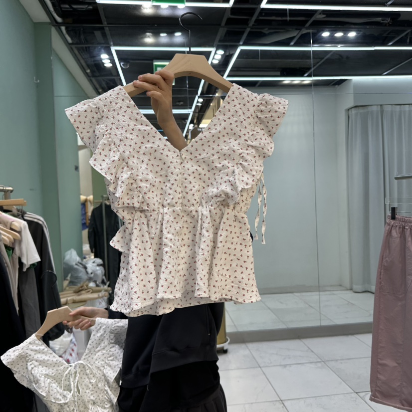 ROMANTIC NEWYORK韓國直郵㊣東大門實拍女裝新品熱賣吊帶背心ROMANTIC NEWYORK吊帶/背心