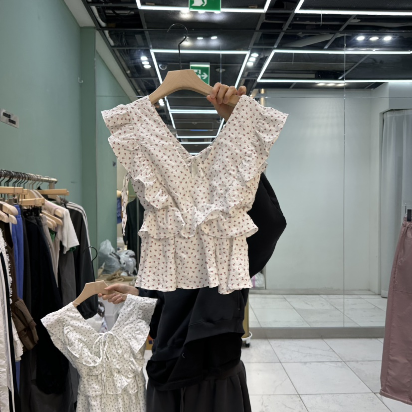 ROMANTIC NEWYORK韓國直郵㊣東大門實拍女裝新品熱賣吊帶背心ROMANTIC NEWYORK吊帶/背心圖色2