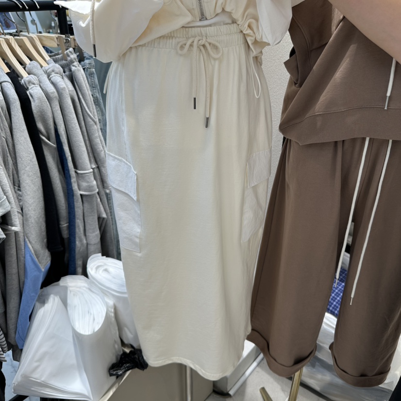 IN KIRA直郵韓國代購㊣女裝新品25春夏熱賣時尚推薦人氣長裙IN KIRA長裙