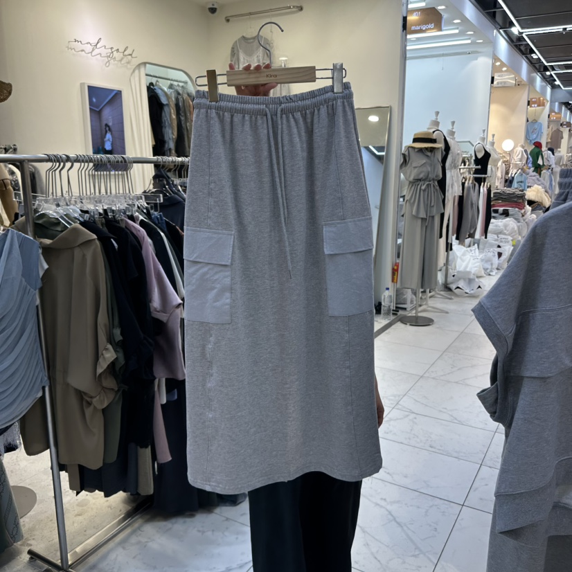 IN KIRA直郵韓國代購㊣女裝新品25春夏熱賣時尚推薦人氣長裙IN KIRA長裙圖色2