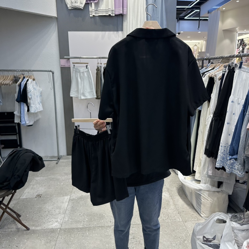 BLOOM韓國直郵㊣東大門實拍女裝新品時尚人氣休閑25春夏套裝套裝BLOOM-Q套裝