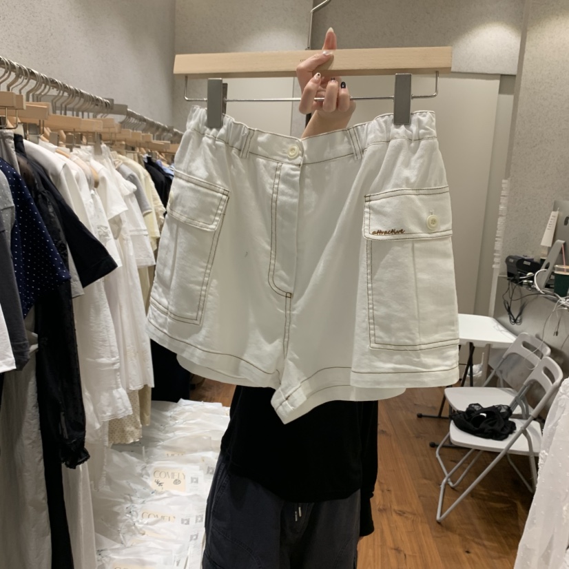 COMELY韓國直郵㊣女裝新款25春夏人氣推薦休閑熱賣時尚短褲COMELY短褲圖色1