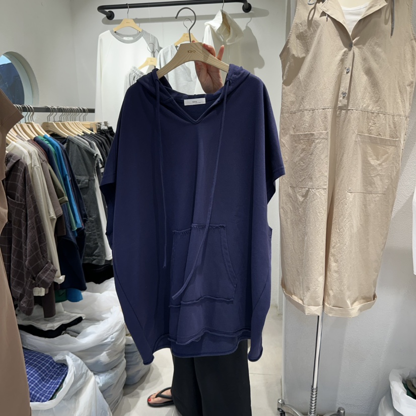 IN KIRA直郵韓國代購㊣女裝新品人氣推薦熱賣時尚休閑衛衣IN KIRA衛衣圖色2