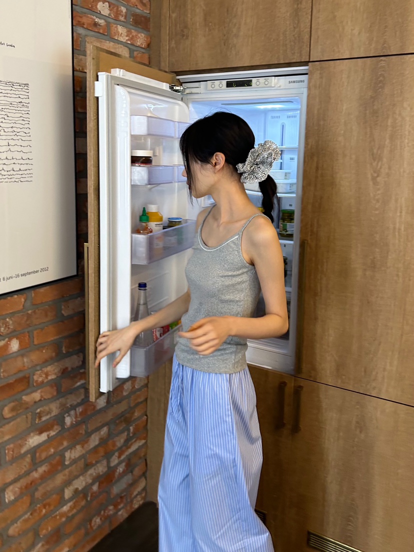 ME MO東大門實拍女士新品真品人氣休閑推薦熱賣25春夏吊帶背心ME MO吊帶/背心
