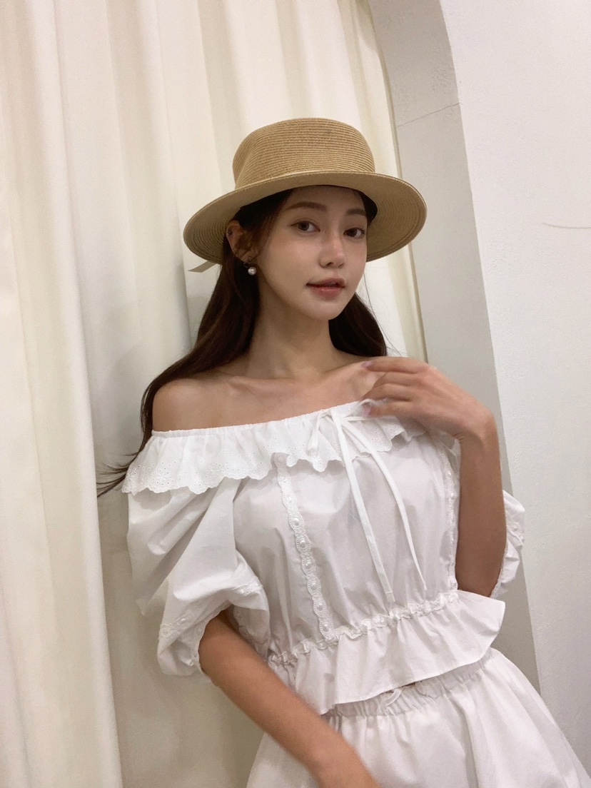 BANI BLUSH韓國直郵女裝新款時尚25春夏熱賣人氣襯衫蕾絲衫BANI BLUSH襯衫/蕾絲衫