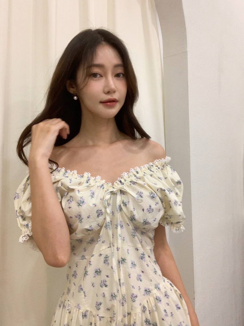 BANI BLUSH韓國直郵女士新品職業休閑熱賣時尚推薦人氣連衣裙BANI BLUSH連衣裙