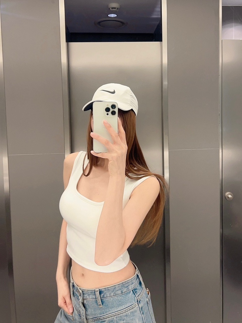 BANI BLUSH韓國直郵女士新品推薦熱賣時尚真品休閑吊帶背心BANI BLUSH吊帶/背心