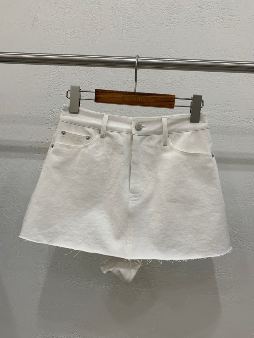 BANI BLUSH東大門直郵女士新品25春夏休閑推薦職業熱賣短裙BANI BLUSH短裙