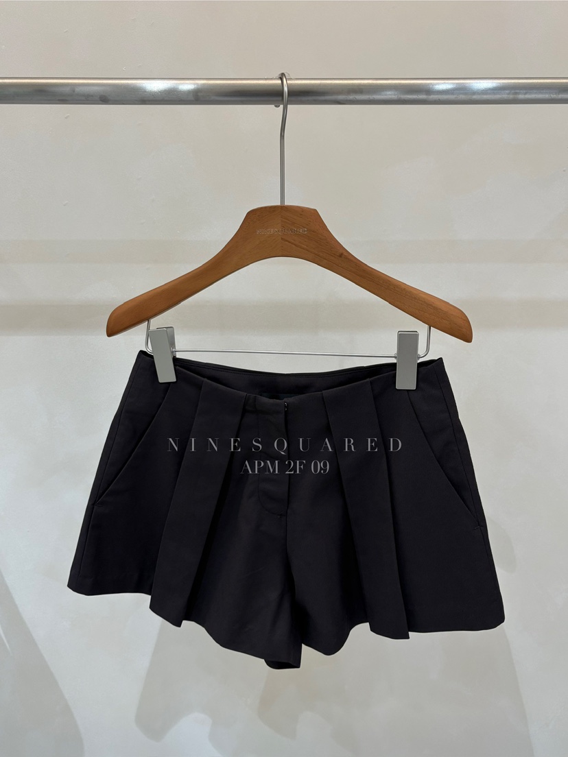 NINESQUARED東大門直郵女士新款真品人氣時尚推薦休閑職業短褲NINESQUARED短褲圖色2