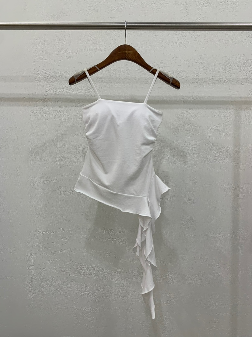 BANI BLUSH韓國直郵女裝新款真品推薦職業人氣時尚吊帶背心BANI BLUSH吊帶/背心