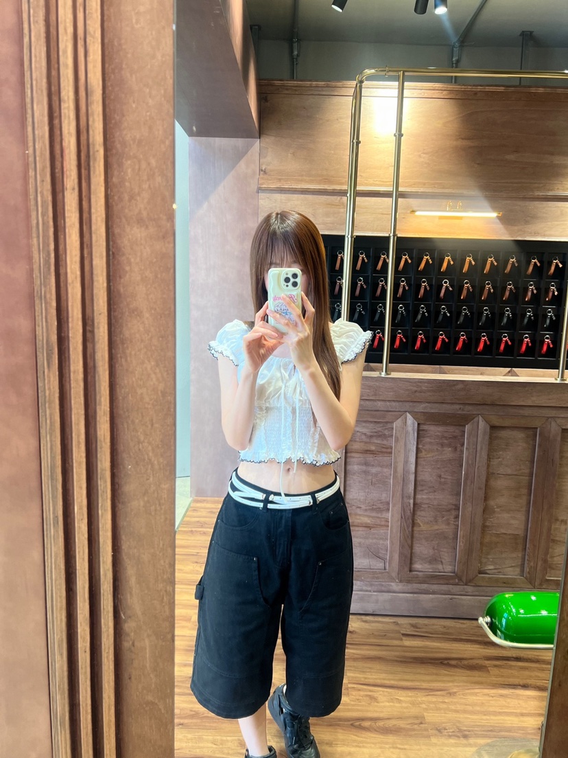 BANI BLUSH東大門實拍女士新款25春夏職業推薦休閑襯衫蕾絲衫BANI BLUSH襯衫/蕾絲衫