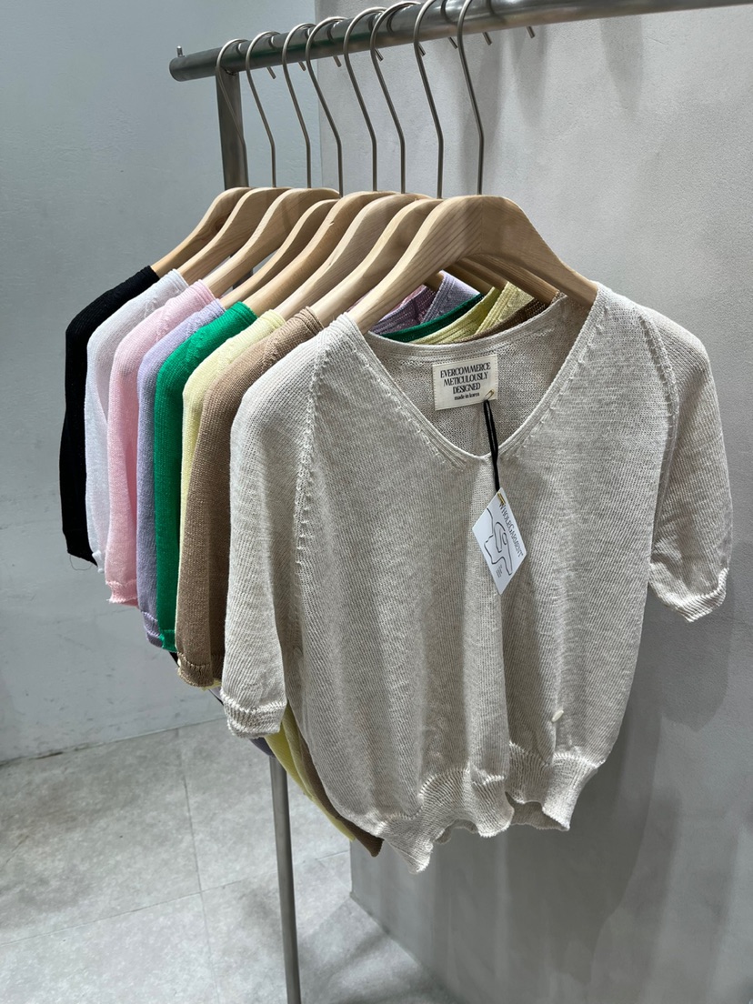 EVERCOMMERCE METICULOUSLY DESIGNED東大門代購女士新款職業針織衫EVERCOMMERCE METICULOUSLY DESIGNED針織衫