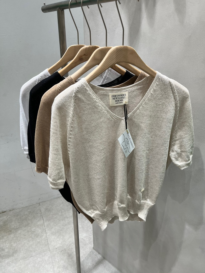 EVERCOMMERCE METICULOUSLY DESIGNED東大門代購女士新款職業針織衫EVERCOMMERCE METICULOUSLY DESIGNED針織衫