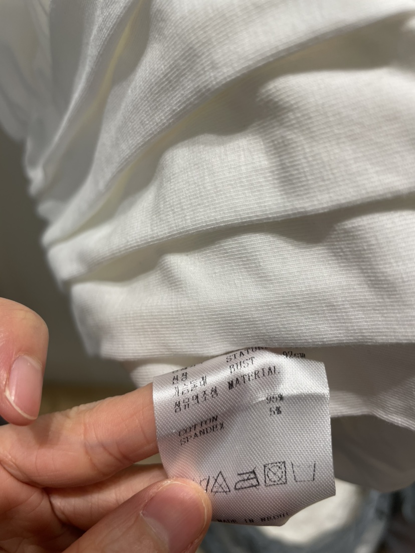 NEOUL東大門直郵女士新款人氣推薦時尚25春夏職業真品熱賣T恤NEOUL/ahin雙領標簽T恤