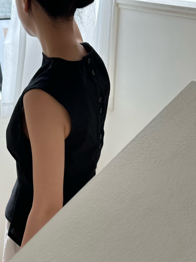 LE VASE東大門直郵女士新款人氣真品時尚職業休閑吊帶背心LE VASE吊帶/背心