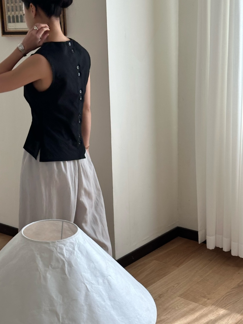 LE VASE東大門直郵女士新款人氣真品時尚職業休閑吊帶背心LE VASE吊帶/背心