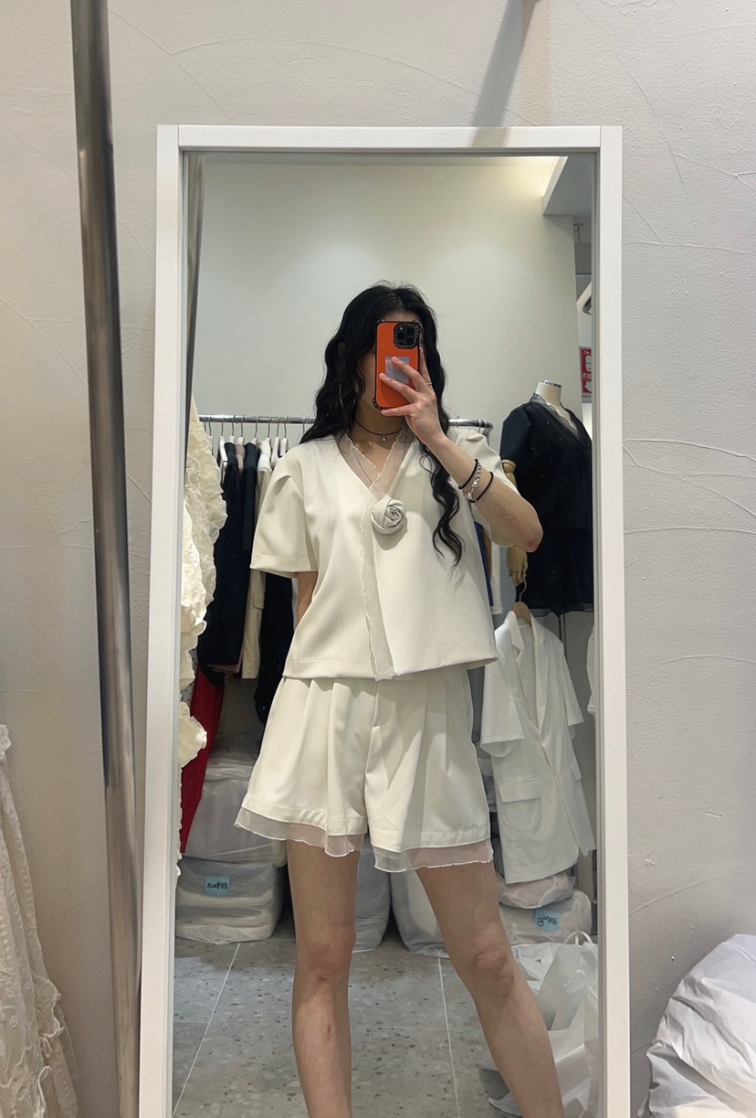 ROU.TINE東大門實拍女裝新款人氣推薦休閑時尚熱賣襯衫蕾絲衫ROU.TINE襯衫/蕾絲衫