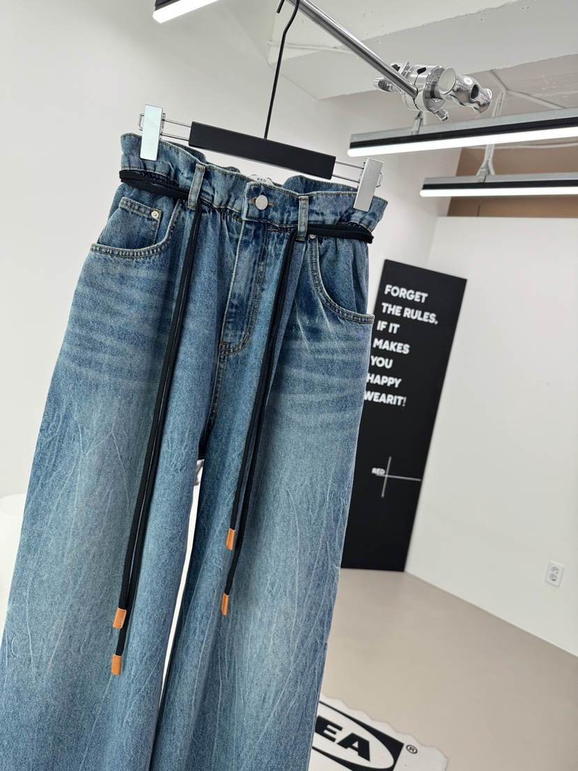 RED-A東大門直郵女士新品熱賣時尚職業真品人氣休閑牛仔褲RED-A牛仔褲