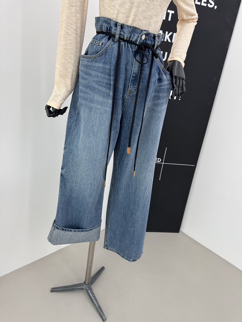 RED-A東大門直郵女士新品熱賣時尚職業真品人氣休閑牛仔褲RED-A牛仔褲