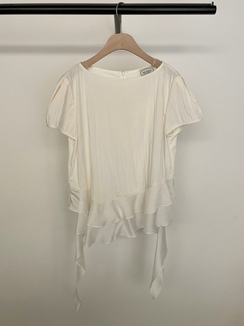 BOLD-A東大門直郵女士新品時尚職業休閑熱賣襯衫蕾絲衫荷葉邊RE BOLD襯衫/蕾絲衫
